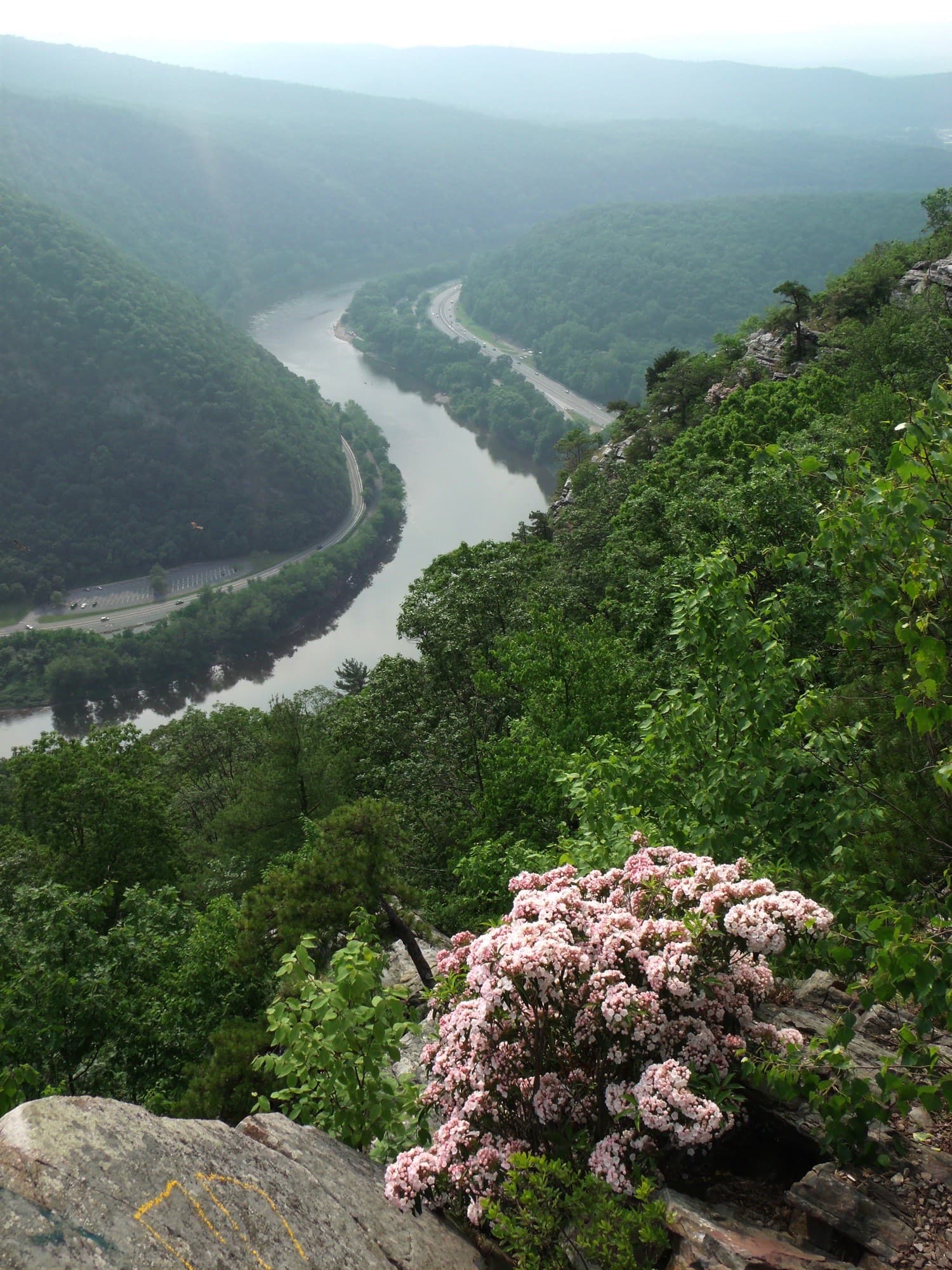 High view of the Delaware River from atop Mount Tammany, showing the wide, navigable river channel